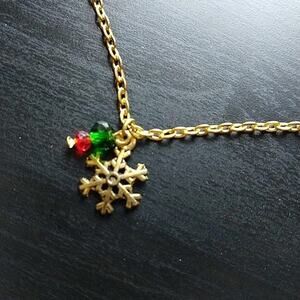 Gold Snowflake Choker Necklace holiday fashion costume jewelry 14"-15.5"